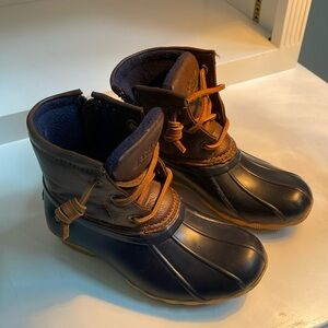 Boys size toddler 11M Sperry Saltwater Boots.